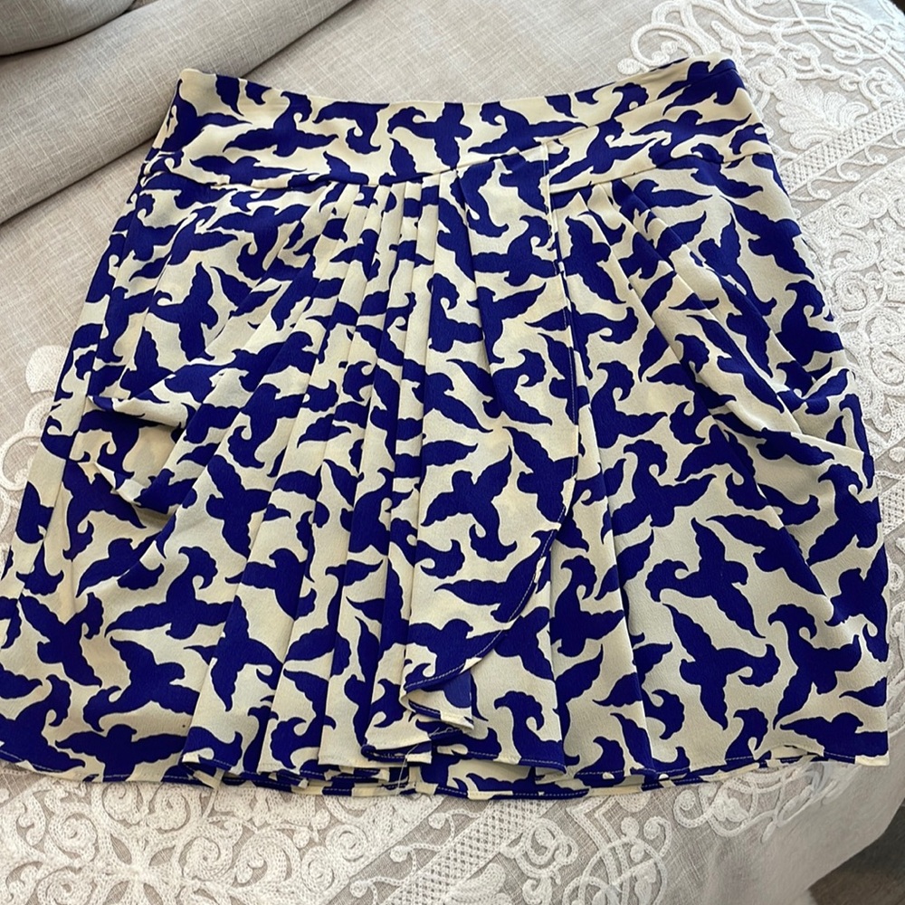 leifsdottir Blue and Cream Printed Pleated Mini Skirt